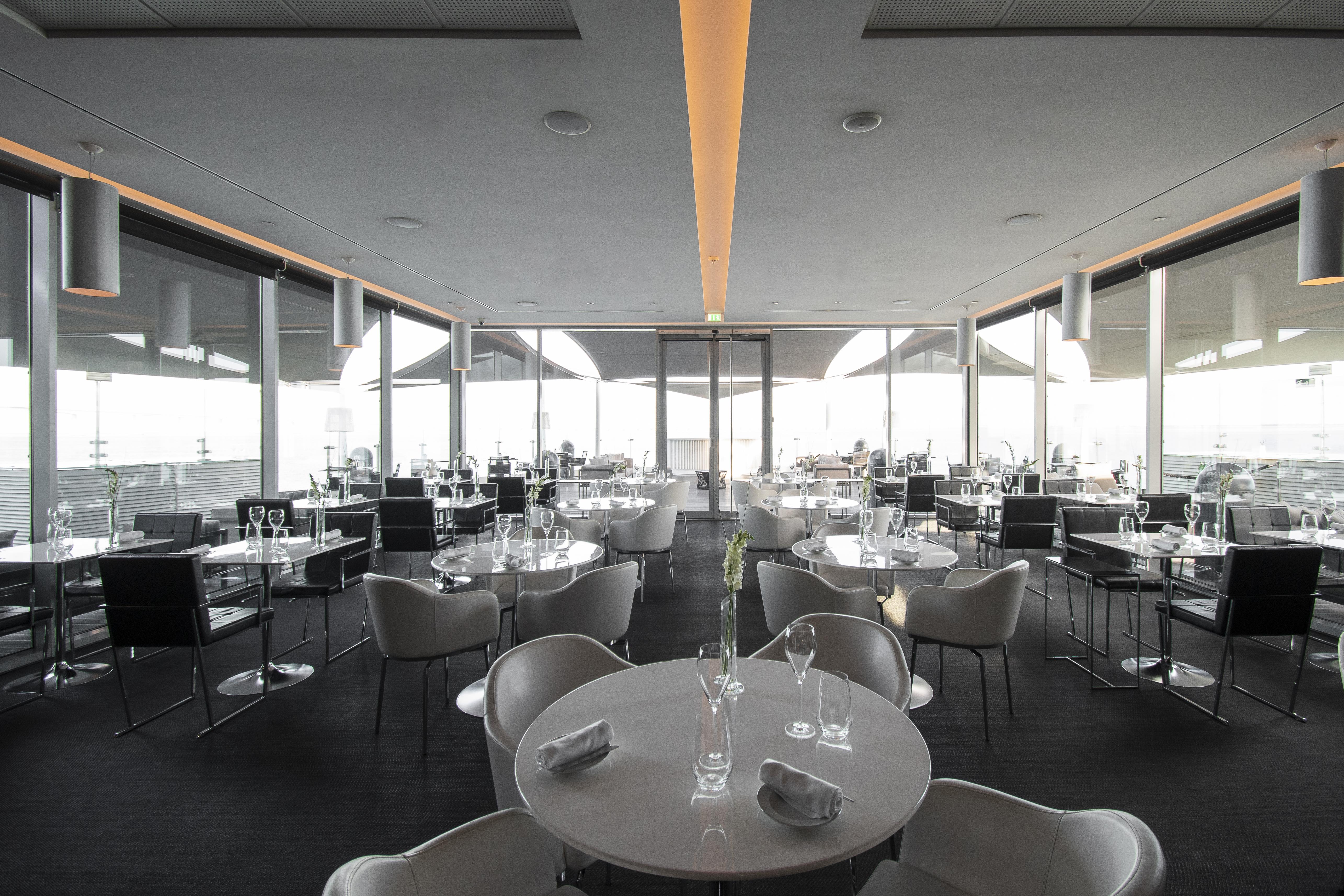 Myriad By Sana Hotels Lisboa Exteriér fotografie Restaurant "La Vague d'Or"