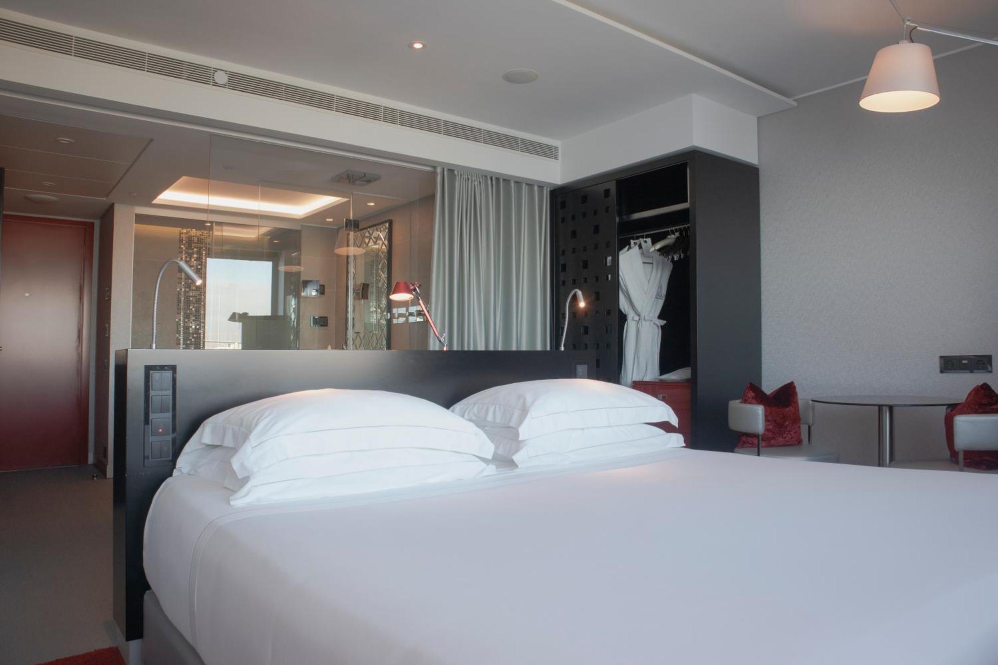 Myriad By Sana Hotels Lisboa Pokoj fotografie A room at the hotel