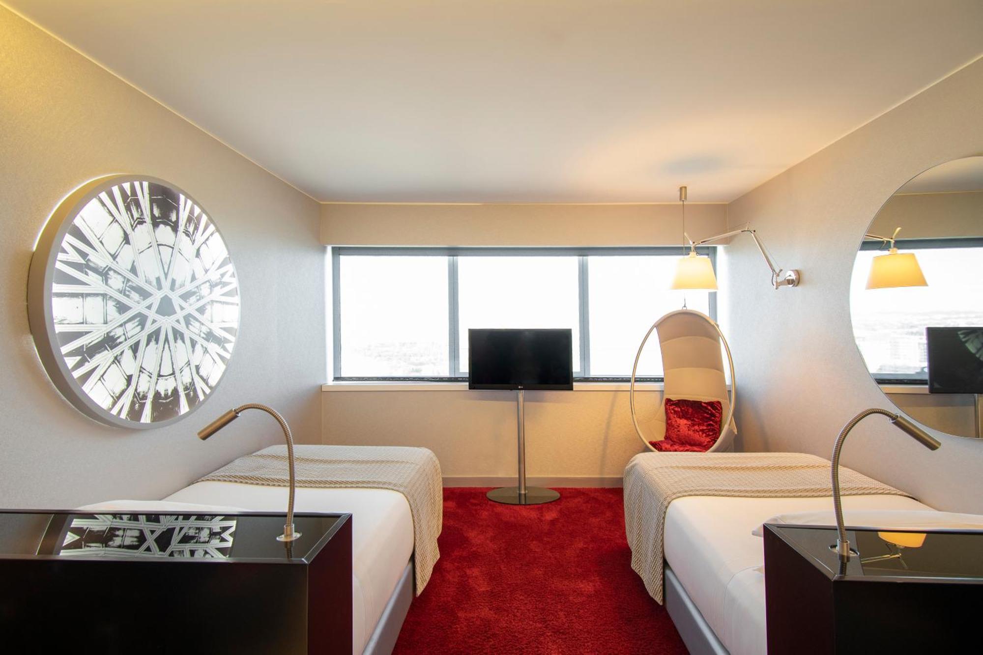 Myriad By Sana Hotels Lisboa Pokoj fotografie A room at the hotel